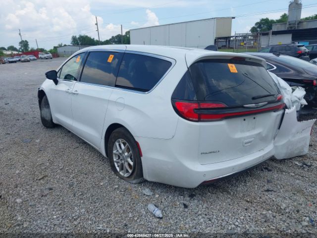 2024 CHRYSLER PACIFICA 2C4RC1BG2RR118830 Photo 2