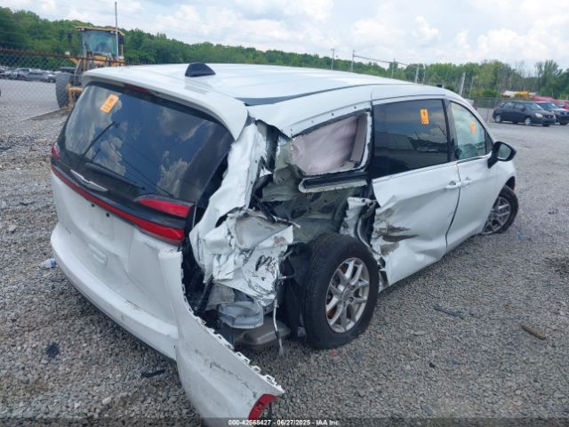 2024 CHRYSLER PACIFICA 2C4RC1BG2RR118830 Photo 3