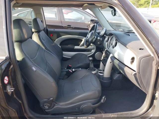 2002 MINI COOPER WMWRC33422TC37704 Photo 4