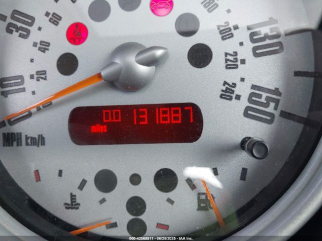 2002 MINI COOPER WMWRC33422TC37704 Photo 6