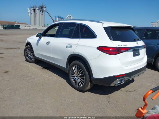 2023 MERCEDES-BENZ GLC 300 W1NKM4HB7PF043941 Photo 2