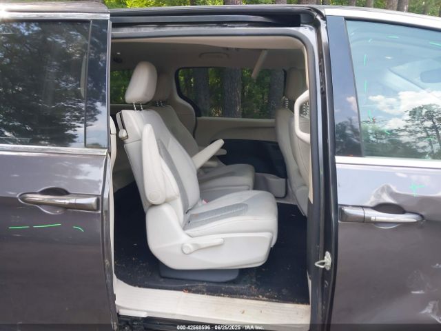 2018 CHRYSLER PACIFICA HYBRID 2C4RC1H70JR187642 Photo 7