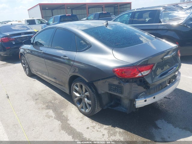 2015 Chrysler 200 S მანქანა იყიდება აუქციონზე, vin: 1C3CCCBG4FN516779, აუქციონის ნომერი: 42568636