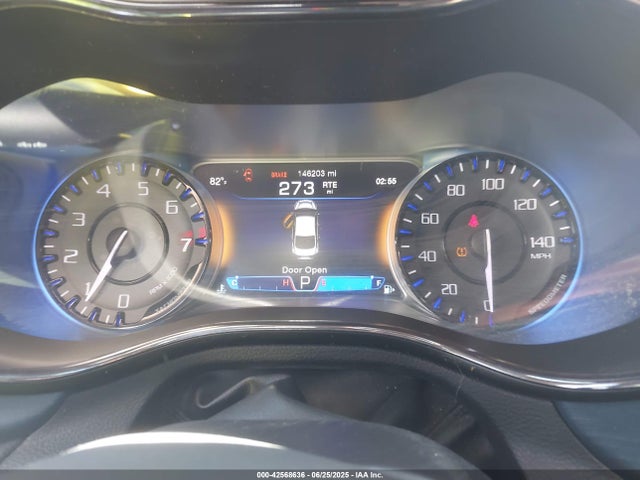 2015 Chrysler 200 S მანქანა იყიდება აუქციონზე, vin: 1C3CCCBG4FN516779, აუქციონის ნომერი: 42568636