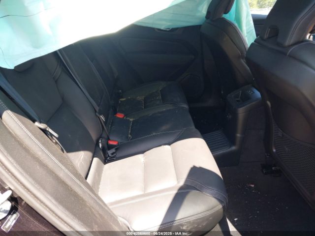 2024 VOLVO XC60 RECHARGE PLUG-IN HYBRID YV4H60DJ7R1946475 Photo 7