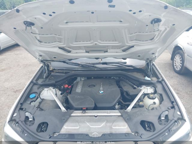 2018 BMW X3 5UXTR9C5XJLD89309 Photo 9