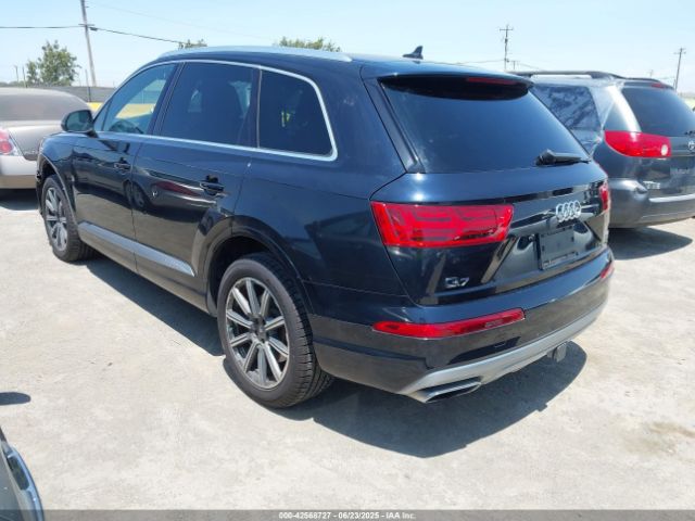 2017 AUDI Q7 WA1LAAF78HD012092 Photo 2