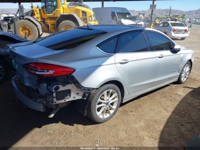 2019 FORD FUSION HYBRID 3FA6P0LU4KR241749 Photo 3