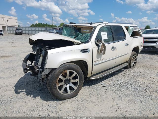 2011 CADILLAC ESCALADE ESV 1GYS4HEF1BR334152 Photo 1