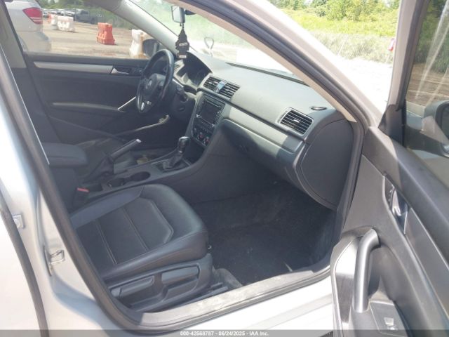 2015 VOLKSWAGEN PASSAT 1VWAT7A36FC115431 Photo 4