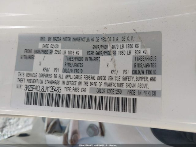 2020 MAZDA MAZDA3 3MZBPACL8LM135483 Photo 8