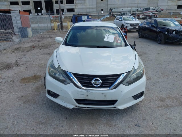1N4AL3AP8GN376327 Nissan 2016