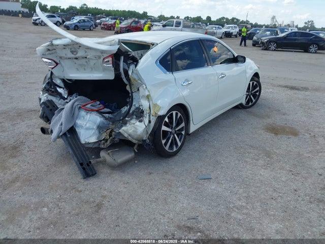 1N4AL3AP8GN376327 Nissan 2016