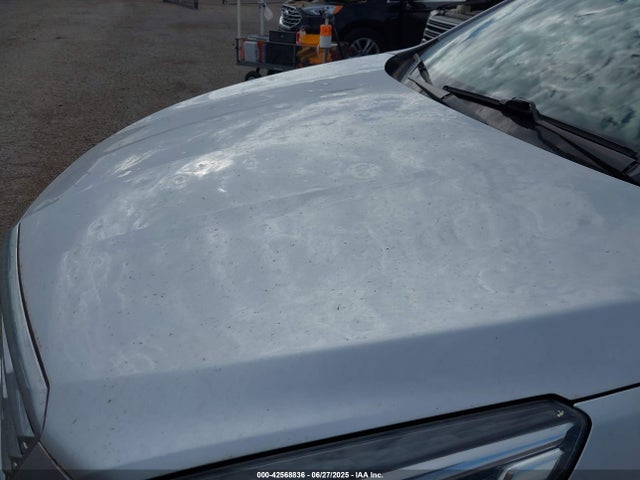 2017 CADILLAC XT5 1GYKNARS4HZ307127 Photo 5