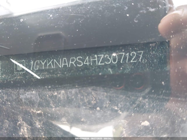 2017 CADILLAC XT5 1GYKNARS4HZ307127 Photo 8