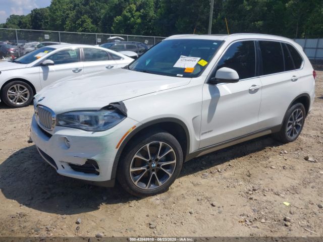 2018 BMW X5 5UXKR2C57J0Z16742 Photo 1