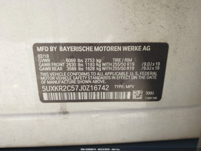 2018 BMW X5 5UXKR2C57J0Z16742 Photo 8