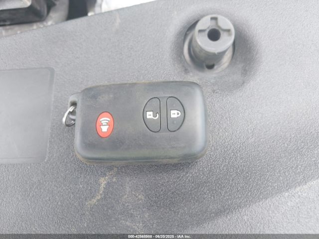2012 TOYOTA PRIUS V JTDZN3EU1C3162650 Photo 10