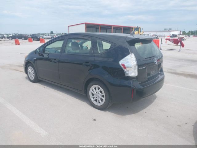 2012 TOYOTA PRIUS V JTDZN3EU1C3162650 Photo 2