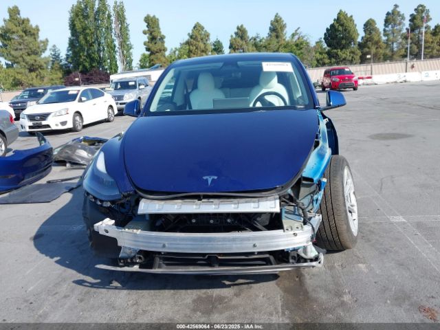 7SAYGDEE7PF621275 Tesla Model Y