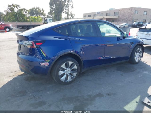 7SAYGDEE7PF621275 Tesla Model Y