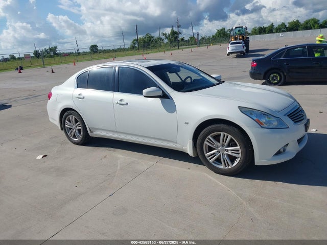JN1CV6AR1FM651303 Infiniti 2015