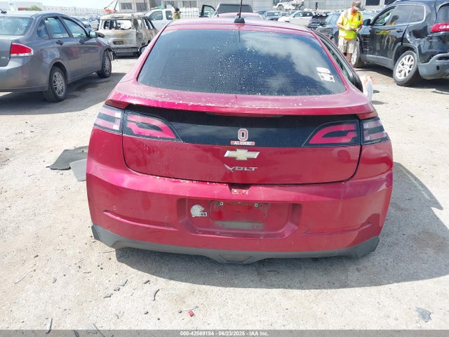 1G1RB6E4XFU138073 Chevrolet luu - ffv, e-flex, fam 0