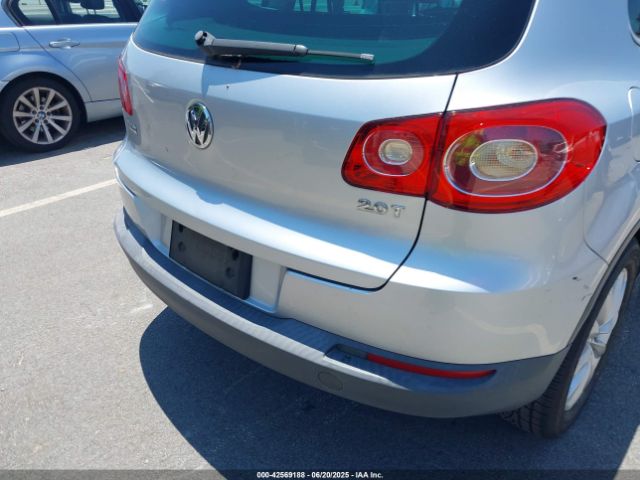 2011 VOLKSWAGEN TIGUAN WVGAV7AXXBW511253 Photo 5