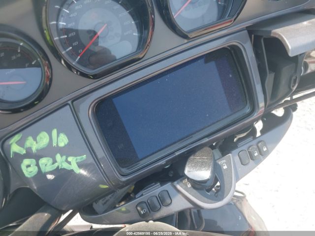 2020 HARLEY-DAVIDSON FLHTKSE 1HD1TEH1XLB950251 Photo 6