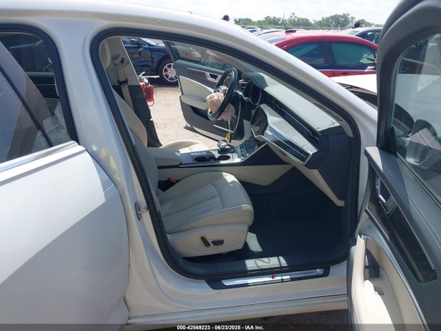 2019 AUDI A6 WAUL2AF25KN080145 Photo 4
