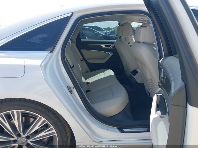 2019 AUDI A6 WAUL2AF25KN080145 Photo 7