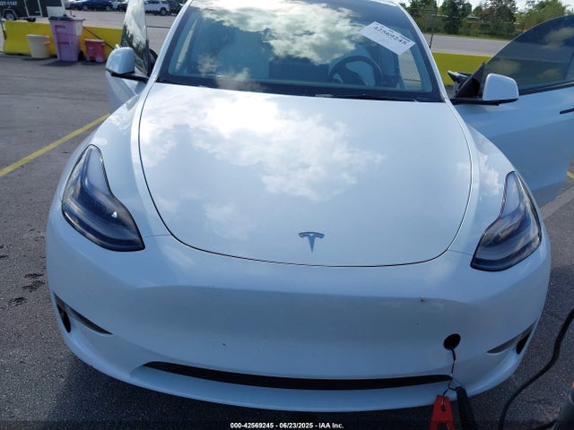 2024 TESLA MODEL Y 7SAYGDEF4RA288834 Photo 9