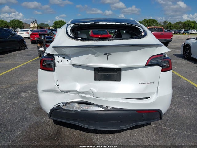 2024 TESLA MODEL Y 7SAYGDEF4RA288834 Photo 5