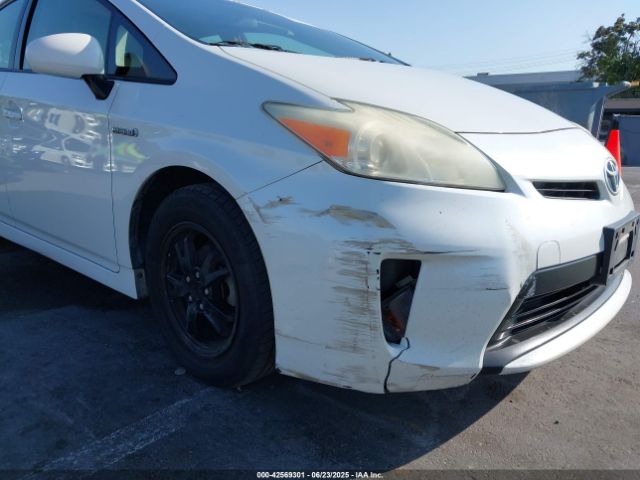 2014 TOYOTA PRIUS JTDKN3DU7E1754796 Photo 5