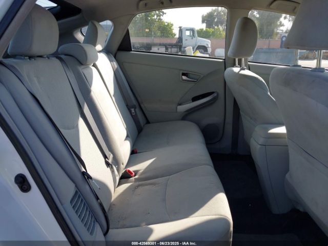 2014 TOYOTA PRIUS JTDKN3DU7E1754796 Photo 7