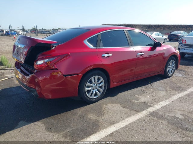 1N4AL3AP6JC162472 Nissan 2018