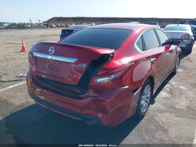 1N4AL3AP6JC162472 Nissan 2018