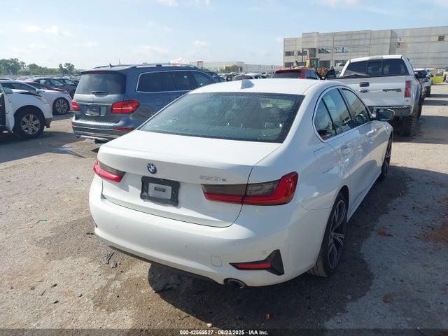 3MW5P7J0XM8B58265 BMW 330e