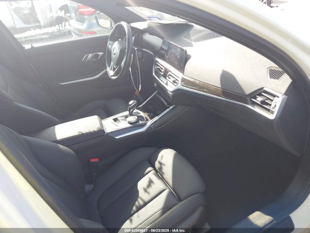 3MW5P7J0XM8B58265 BMW 330e
