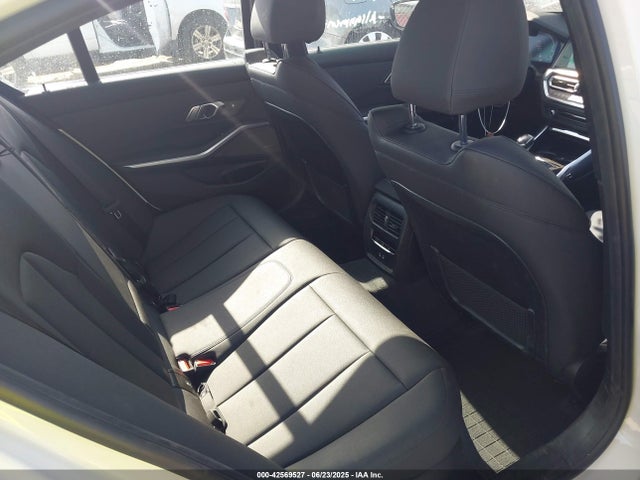 3MW5P7J0XM8B58265 BMW 330e
