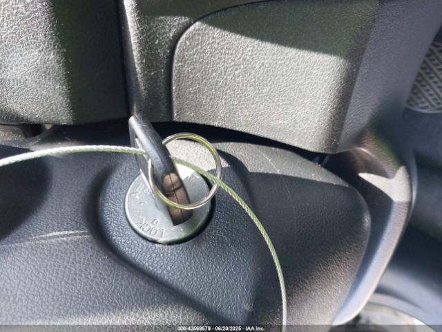 3N1CE2CP4FL409975 Nissan 2015