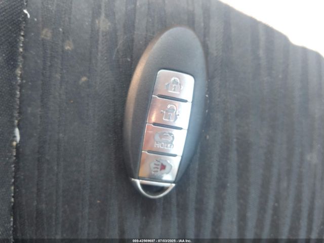 3N1AB7AP2GL680034 Nissan 2016