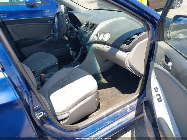 KMHCT4AE8HU221108 Hyundai 2017