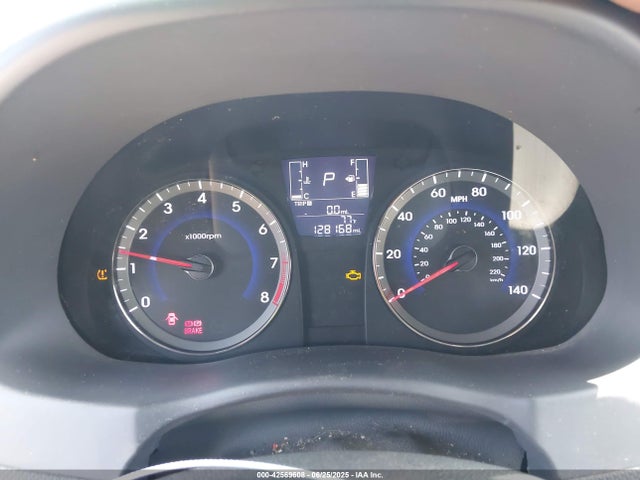 KMHCT4AE8HU221108 Hyundai 2017