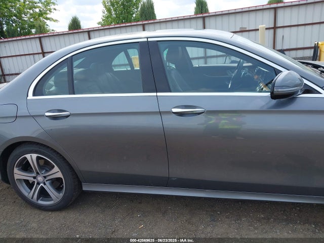 WDDZF4KB8HA096371 Mercedes-Benz m274