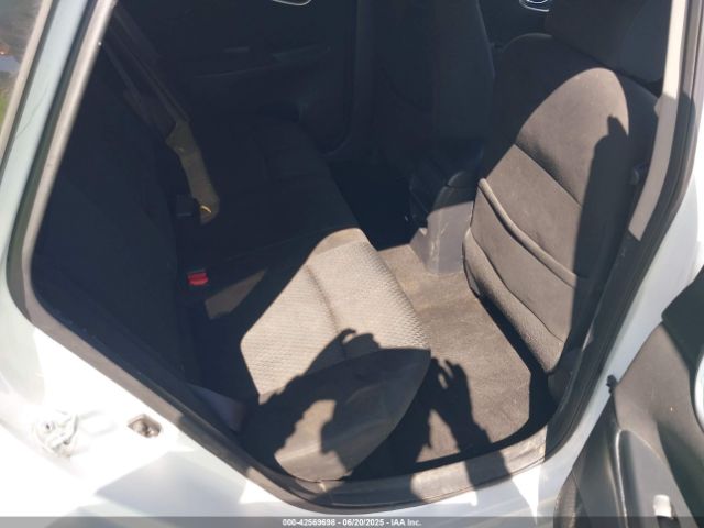 3N1AB7AP6FY298817 Nissan 2015