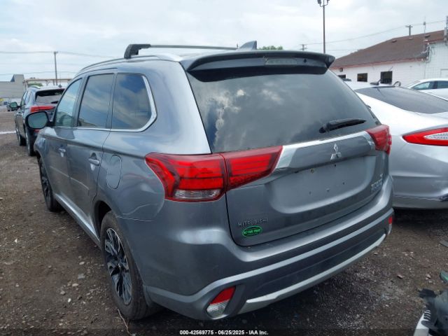 2018 MITSUBISHI OUTLANDER PHEV JA4J24A58JZ058655 Photo 2