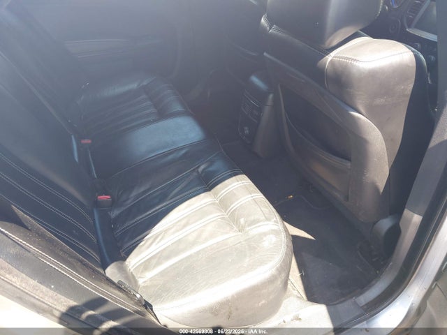 Chrysler 2014 2014 2C3CCABG0EH355570 Image 8