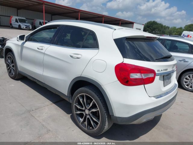 WDCTG4EB9HJ347224 Mercedes-Benz m270