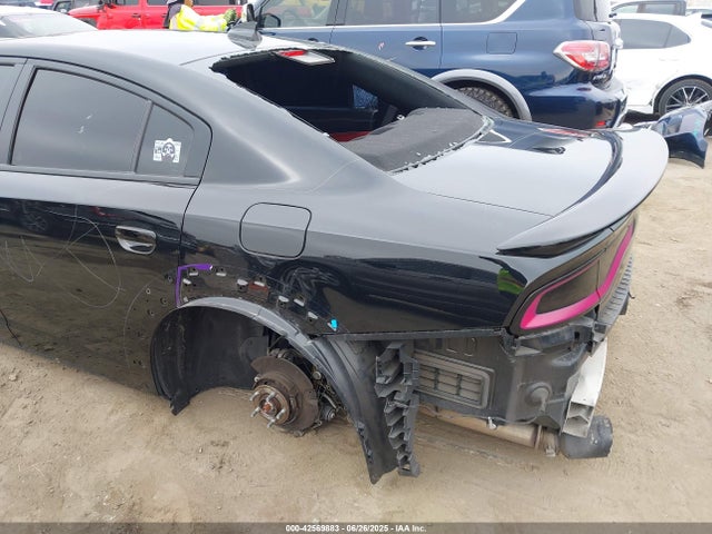 Dodge Charger 2022 2C3CDXL97NH140946 Image 18